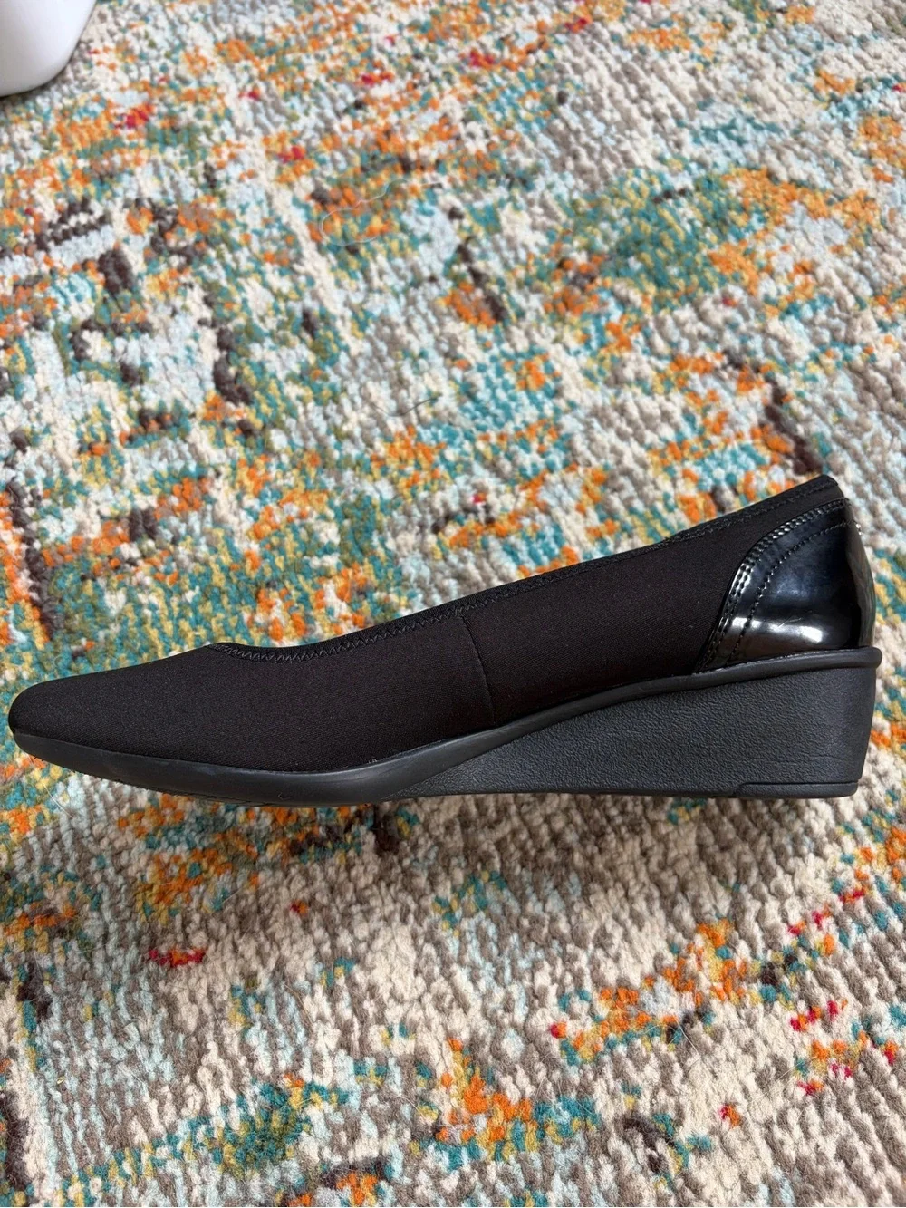Like New Anne Klein Winner iFlex Black Wedge Pumps, size 8.5